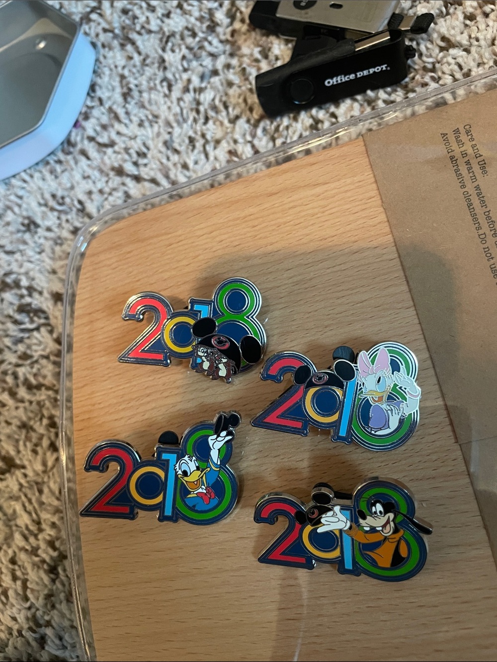 2018 Disney Pins Set